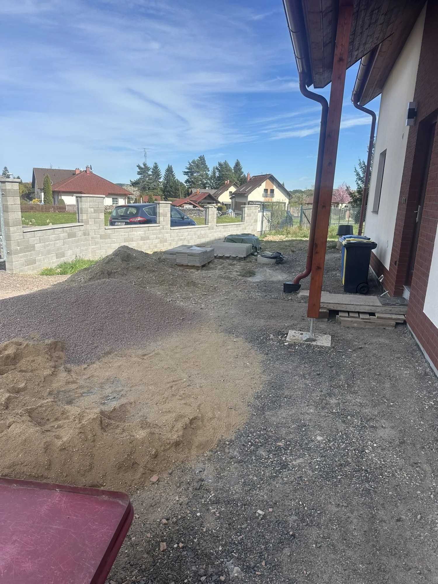 Realizace rodinné zahrady v Lázi u Příbrami 2026